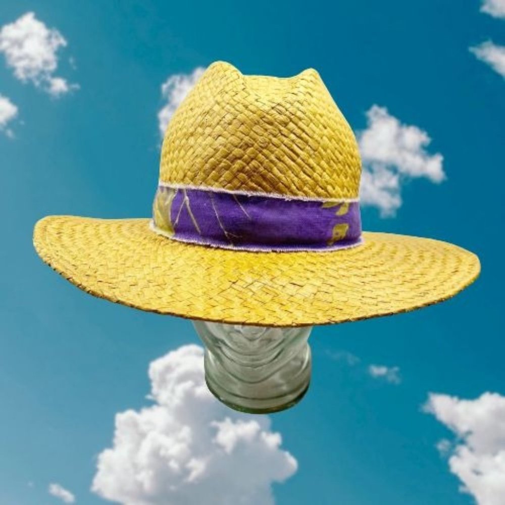 Signatures Tan Woven Sun Hat. It is not yellow as pictured.